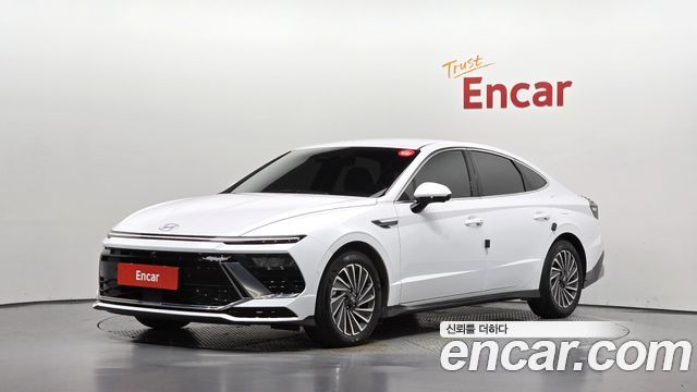 Hyundai Sonata Exclusive — пробег 10 473 км — фото 1 из 5