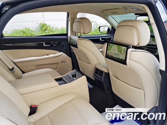 Hyundai Equus VS500 Prestige — пробег 138 000 км — фото 5 из 5