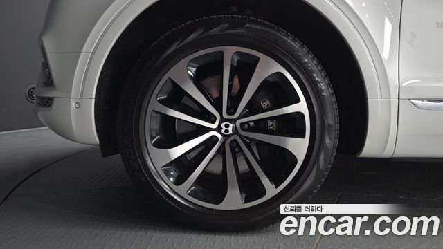 Bentley Bentayga из Кореи Encar
