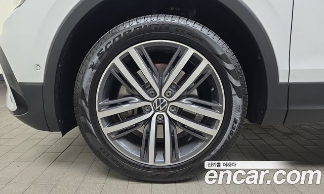 Volkswagen Tiguan 2.0 TSI Prestige — пробег 44 749 км — фото 5 из 5