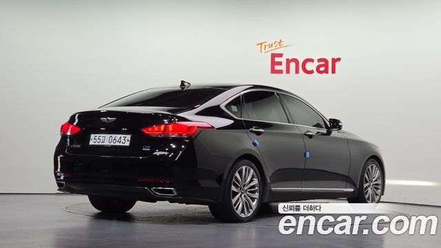 Hyundai Genesis из Кореи Encar