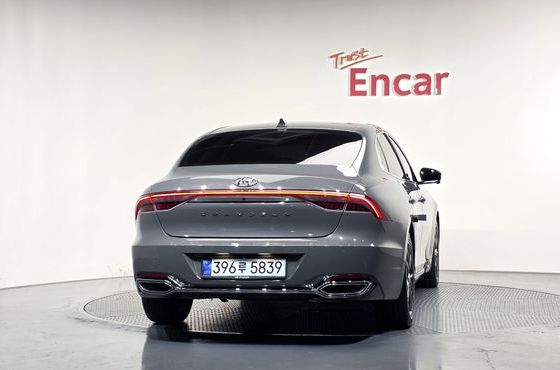Hyundai Grandeur 2.5 Exclusice — пробег 24 395 км — фото 4 из 5