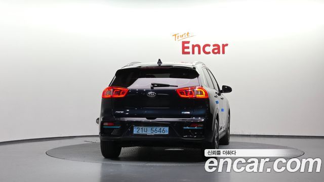 Kia Niro Noblesse — пробег 88 068 км — фото 4 из 5
