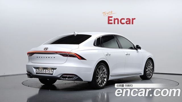 Hyundai Grandeur из Кореи Encar
