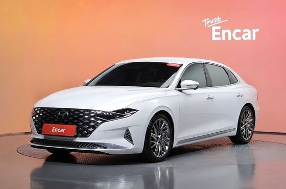 Hyundai Grandeur 2.5 Calligraphy — пробег 106 260 км — фото 1 из 5