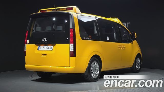 Hyundai Staria из Кореи Encar