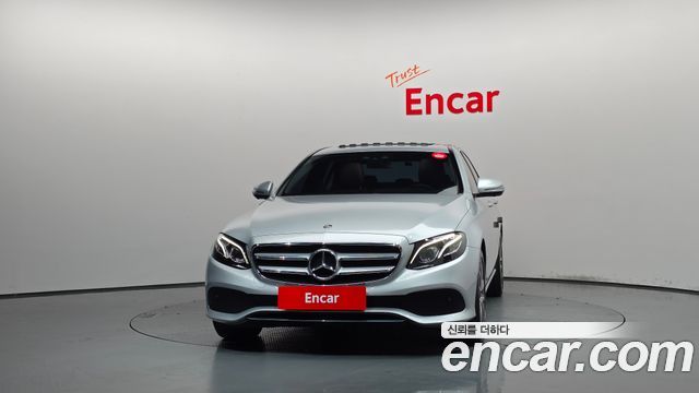 Mercedes-Benz E-Class E300 4MATIC Avnatgarde — пробег 147 516 км — фото 3 из 5