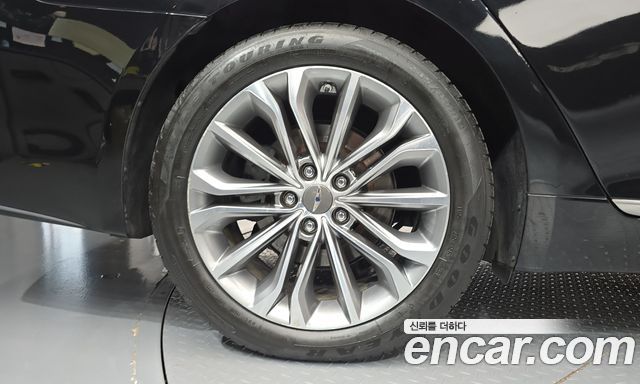 Hyundai Genesis из Кореи Encar