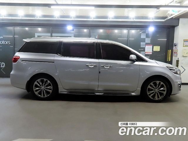 Kia Carnival из Кореи Encar