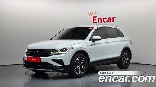 Volkswagen Tiguan 2.0 TDI Premium — пробег 46 132 км — фото 1 из 5