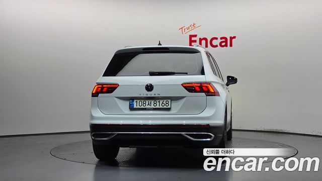 Volkswagen Tiguan 2.0 TDI Premium — пробег 46 132 км — фото 4 из 5