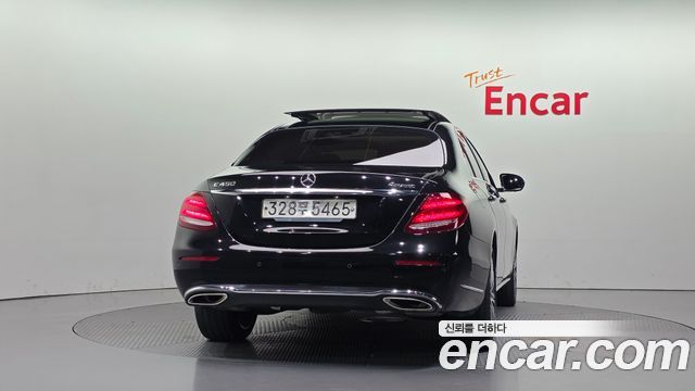 Mercedes-Benz E-Class из Кореи Encar