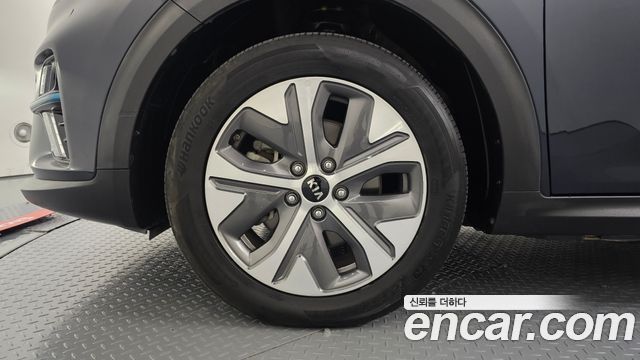 Kia Niro Noblesse — пробег 183 043 км — фото 5 из 5
