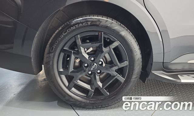 Kia Carnival HEV 9seater Gravity — пробег 38 300 км — фото 5 из 5