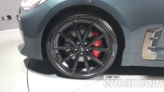 Kia Stinger из Кореи Encar
