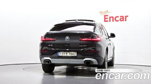 BMW X4 xDrive20i xLine — пробег 95 645 км — фото 4 из 5