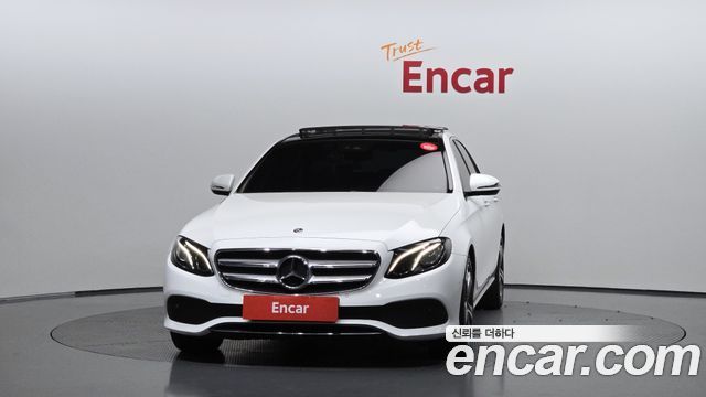 Mercedes-Benz E-Class из Кореи Encar
