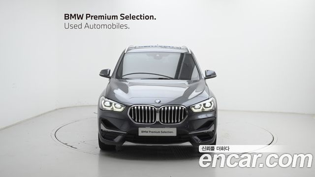 BMW X1 xDrive 20i xLine — пробег 52 302 км — фото 3 из 5