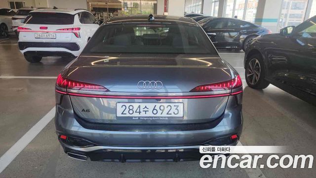 Audi A6 40 TFSI S Line — пробег 950 км — фото 4 из 5