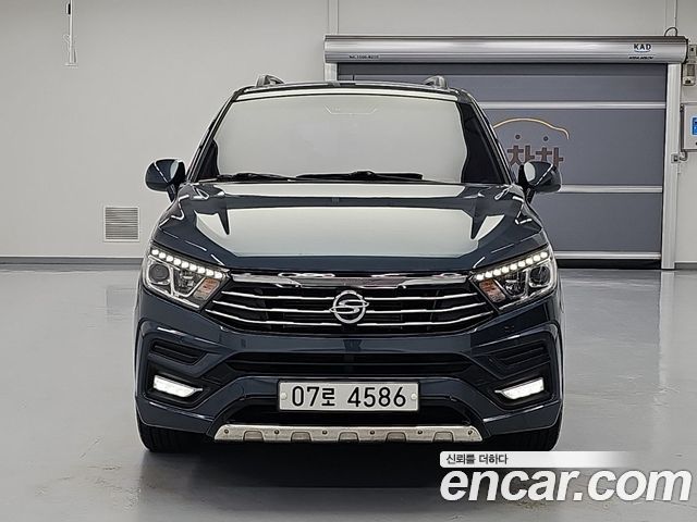 Ssangyong KORANDO 4WD Extreme Sport 9-Seater — пробег 108 295 км — фото 2 из 5