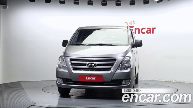 Hyundai Starex 3-Seater VAN Smart — пробег 106 557 км — фото 3 из 5
