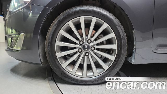 Kia K7 из Кореи Encar