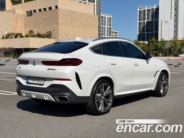 BMW X6 M50i — пробег 44 943 км — фото 2 из 5