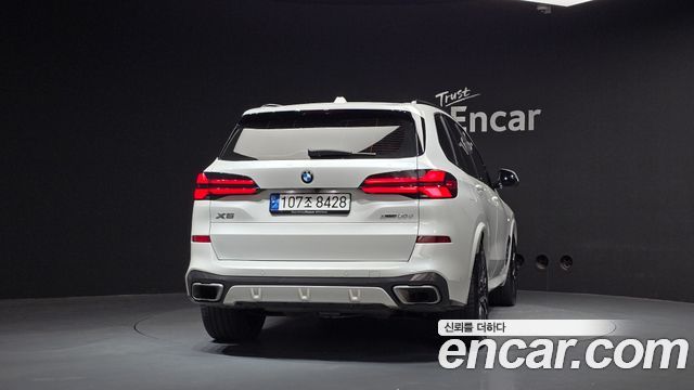 BMW X5 xDrive 30d M Sport — пробег 46 377 км — фото 4 из 5