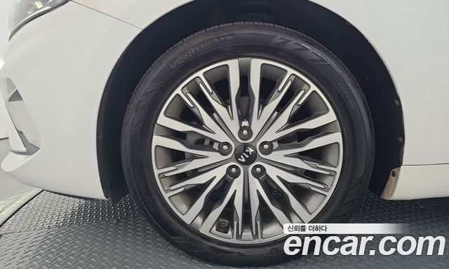 Kia K7 из Кореи Encar