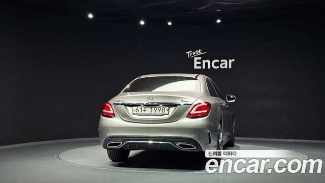 Mercedes-Benz C-Class C220 d 4MATIC AMG Line — пробег 84 175 км — фото 4 из 5