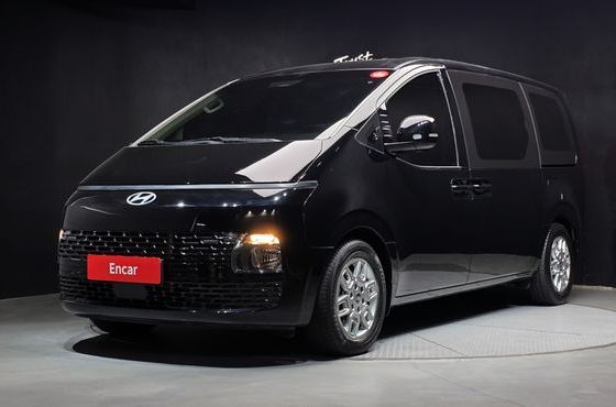 Hyundai Staria Tourer 11-Seater Modern — пробег 30 981 км — фото 1 из 5
