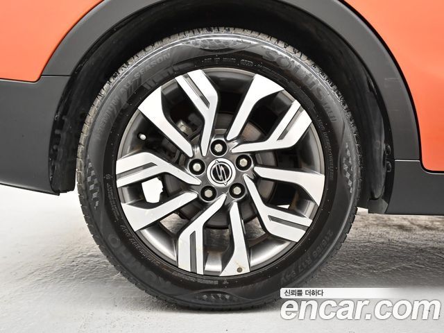 Ssangyong TIBOLI из Кореи Encar