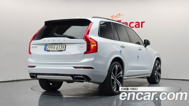 Volvo XC90 T8 R-Design Hybrid — пробег 186 436 км — фото 2 из 5