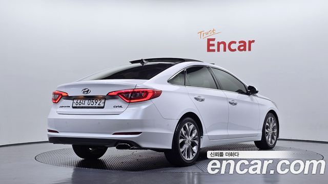 Hyundai Sonata 2.0 Premium Special — пробег 74 588 км — фото 2 из 5