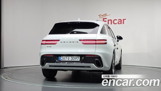 Genesis GV70 из Кореи Encar