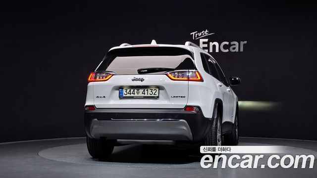 Jeep Cherokee из Кореи Encar