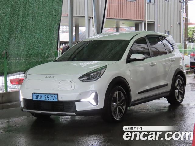 Kia Niro Earth — пробег 158 024 км — фото 1 из 5