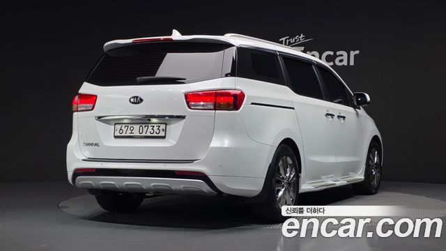 Kia Carnival из Кореи Encar