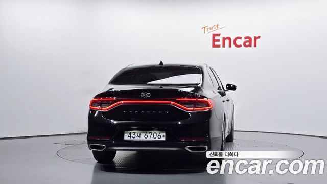 Hyundai Grandeur Exclusive — пробег 135 001 км — фото 4 из 5