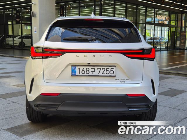Lexus NX Premium — пробег 17 700 км — фото 4 из 5