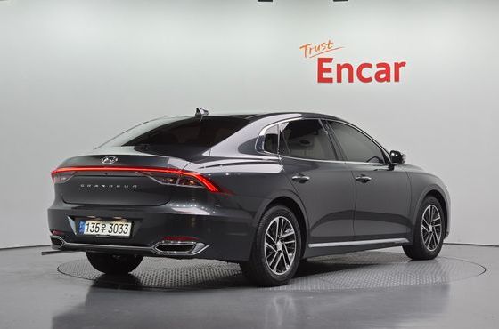 Hyundai Grandeur 2.5 Premium — пробег 7 452 км — фото 2 из 5