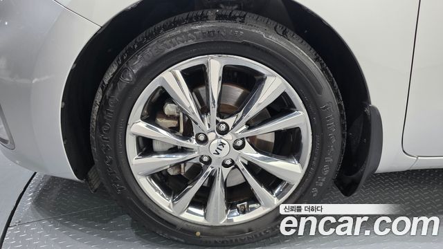 Kia Carnival Gasoline 7-Seater Limousine President — пробег 107 512 км — фото 5 из 5