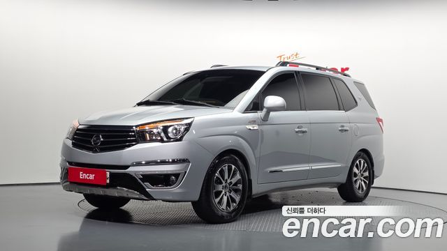 Ssangyong KORANDO 4WD RX 9-seater — пробег 121 677 км — фото 1 из 5