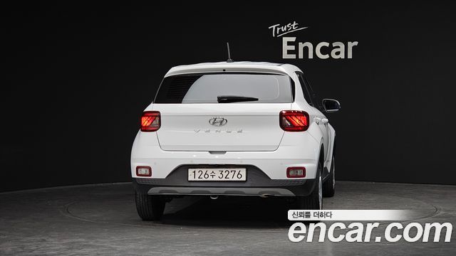 Hyundai Venue из Кореи Encar