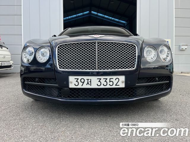 Bentley Flying Spur 4.0 — пробег 58 000 км — фото 5 из 5