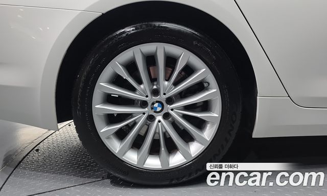 BMW 5-Series 530i Luxury Plus — пробег 76 345 км — фото 5 из 5