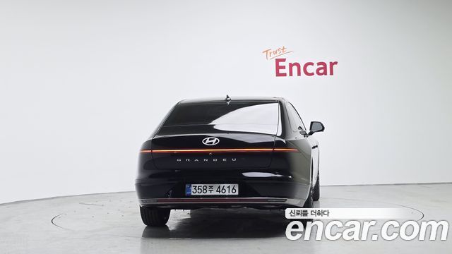 Hyundai Grandeur из Кореи Encar