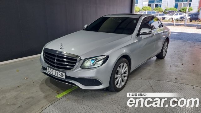 Mercedes-Benz E-Class E220d 4MATIC Exclusive — пробег 182 386 км — фото 1 из 5