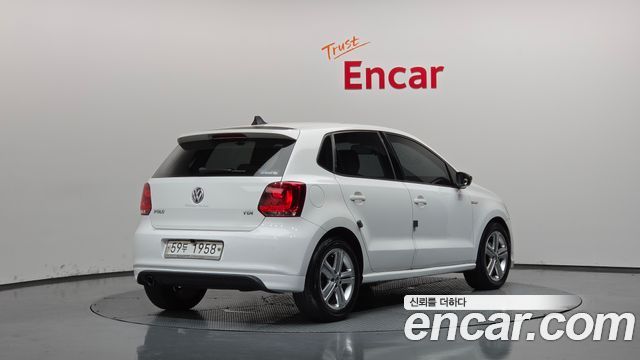 Volkswagen Polo из Кореи Encar