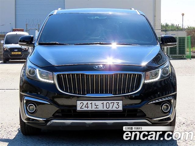 Kia Carnival из Кореи Encar